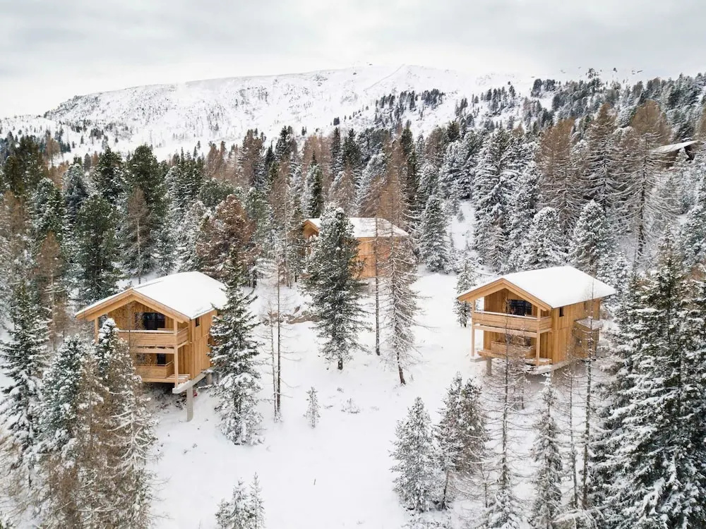 Lavish Chalet With Sauna & hot tub