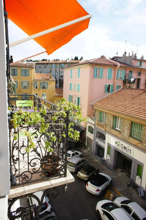 Apartment - Old Nice - Garibaldi Bonaparte - 3 BDR - 2 bath - AC - Balcony