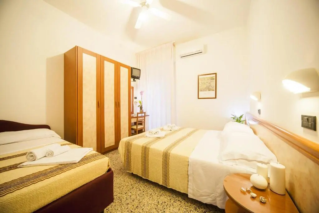 Hotel Lily - Chambres