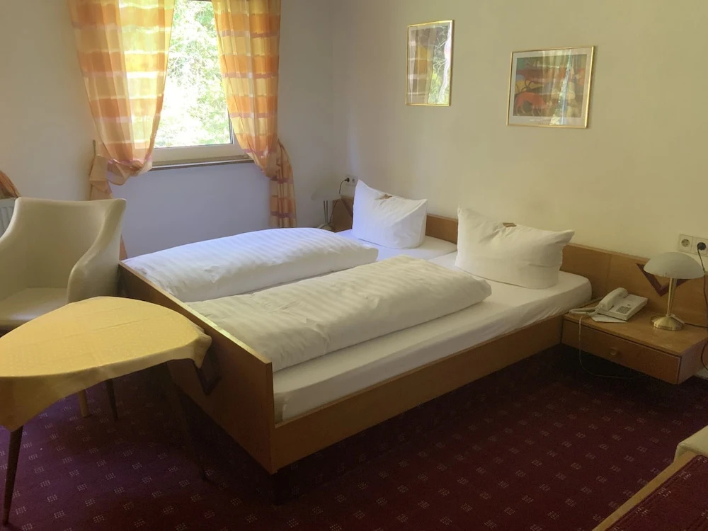 Economy Double room (full double bed)