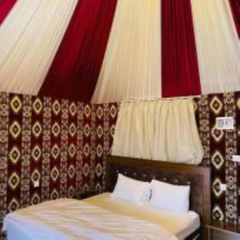 Deluxe Double room (twin beds)