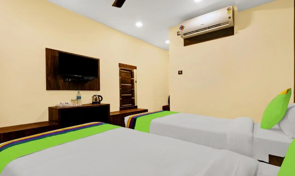 Hotel photo 12