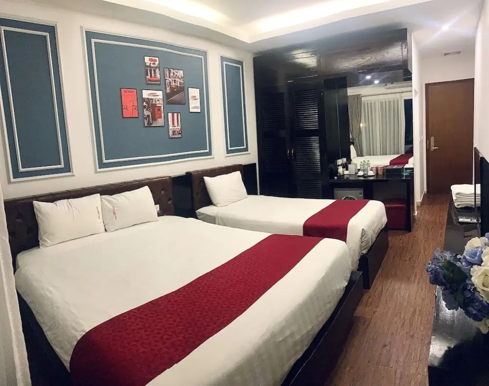 Standard Triple room