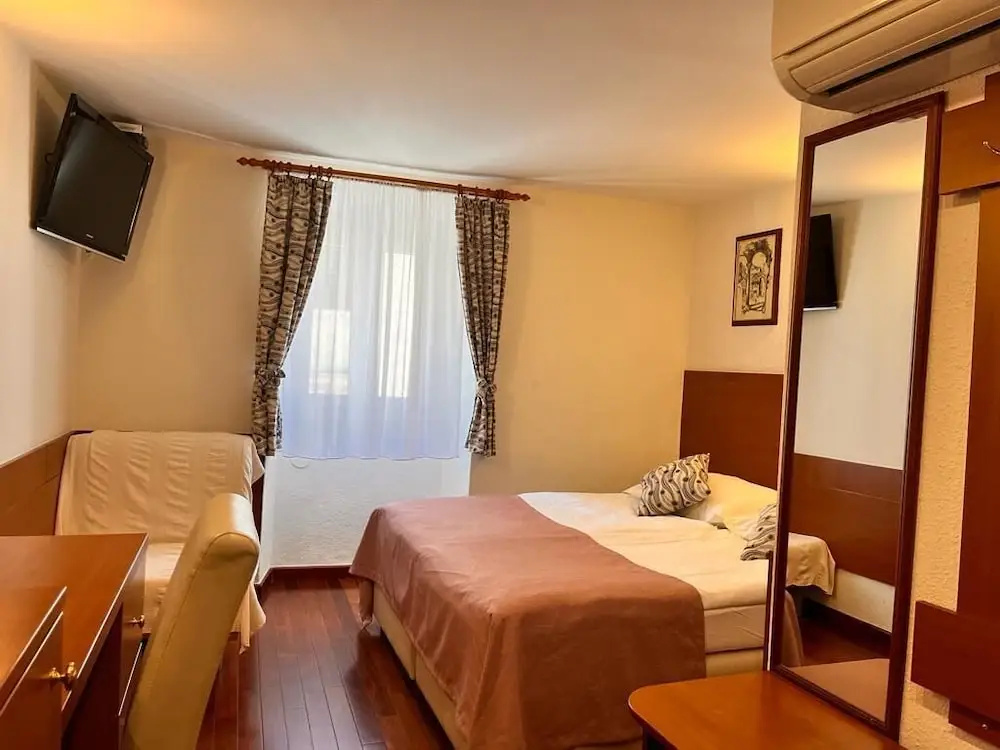Hotel Kastel 1700 - Chambres