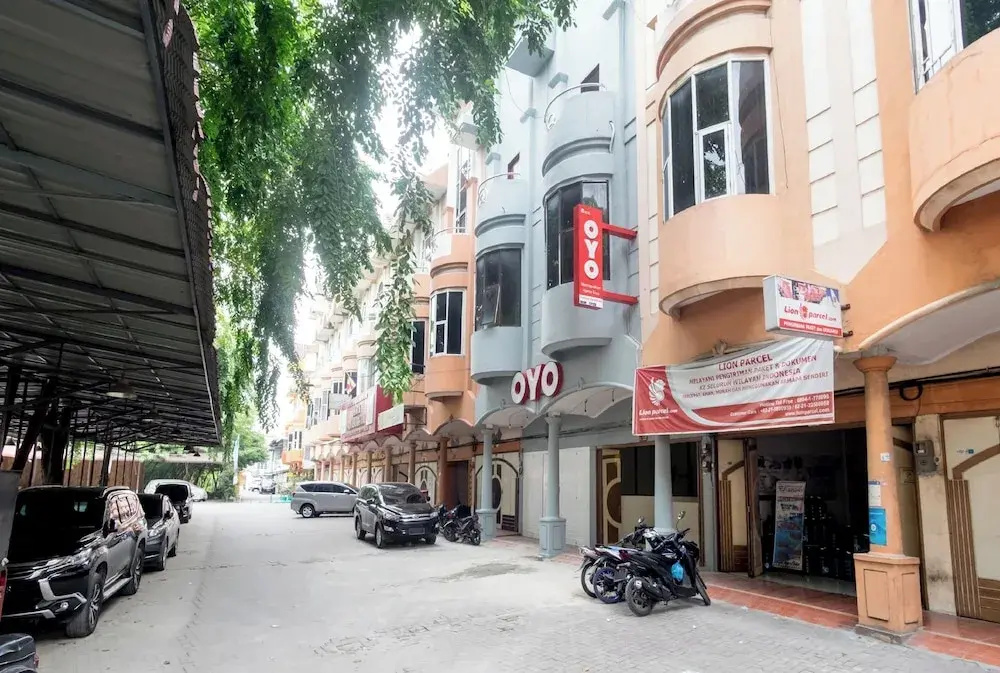 Hotel O Metropolitan Homestay Near Komplek Asia Megamas Medan