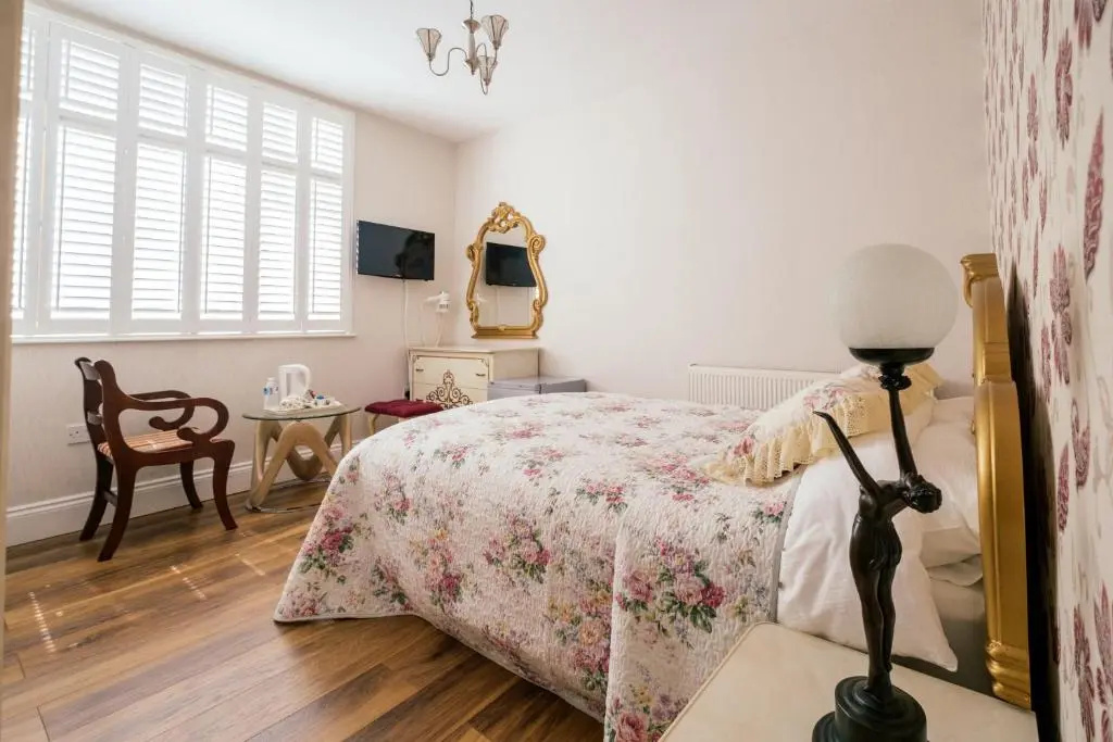 Kato London Haus - Chambres