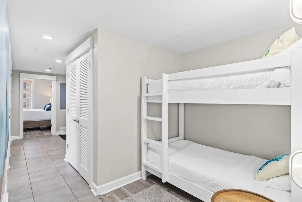 Grand Panama Beach Resort by Panhandle Getaways - Chambres