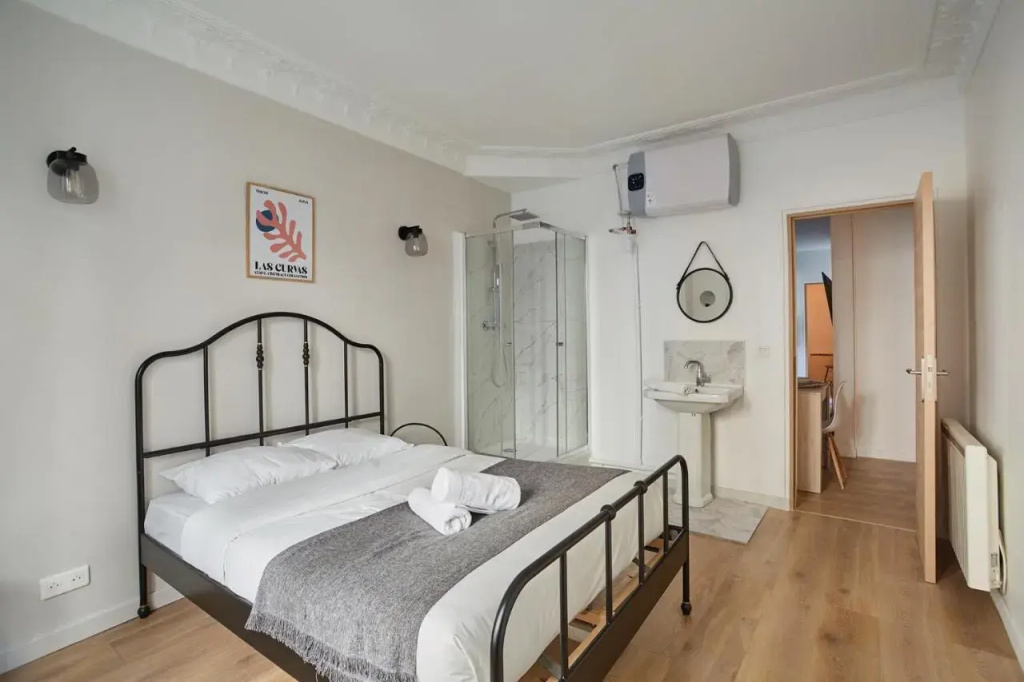 Apartment Parc Des Expositions by Studio Prestige