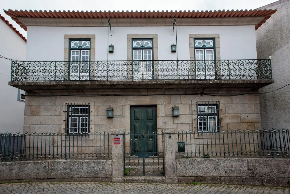 Casa dos Livros - Guest House
