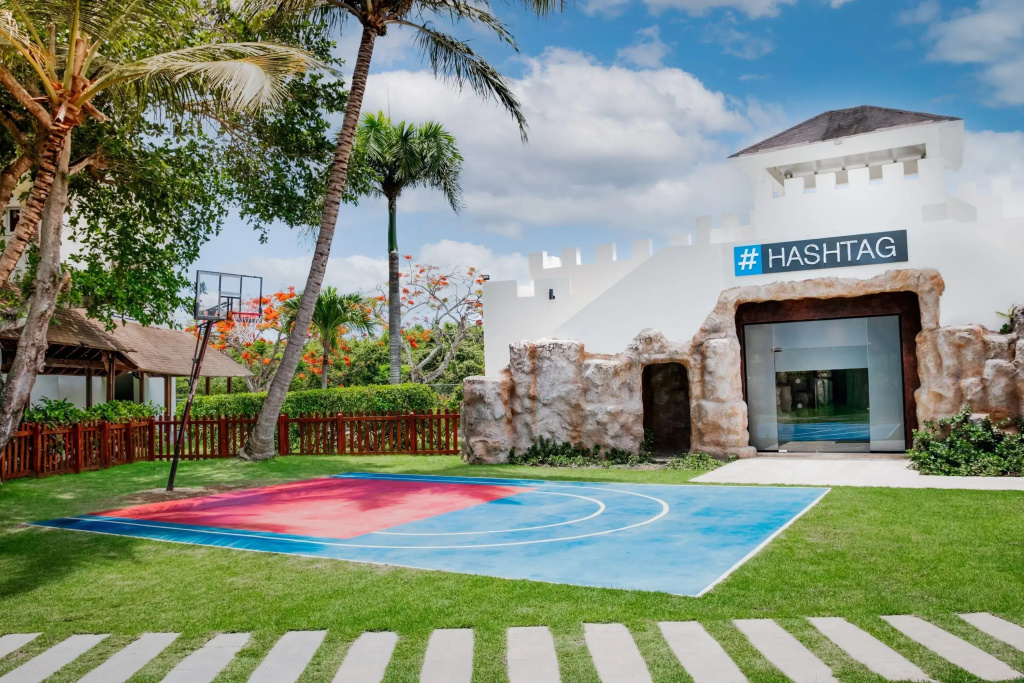 Wyndham Alltra Punta Cana All-Inclusive Resort