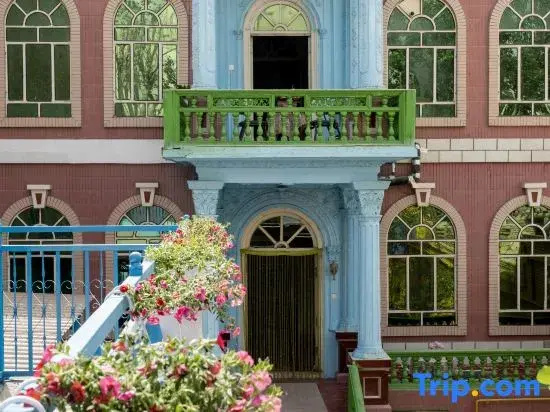 Kashgar Chestnut Homestay