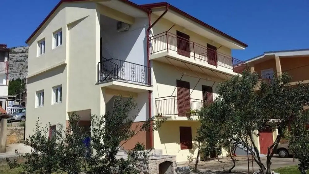 Sunny - sea Side Terrace & Parking - A2