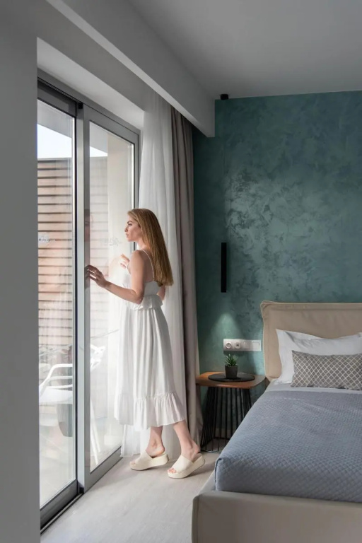 xSuites - Adults Only Boutique Suites with Private Jacuzzi — 5