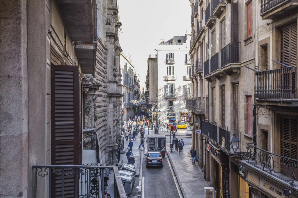 Liceu Apartments by gaiarooms — фото