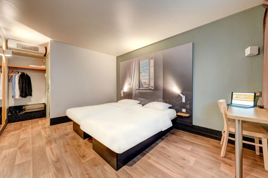 Afficher la photo 6 — B&B Hotel Louveciennes
