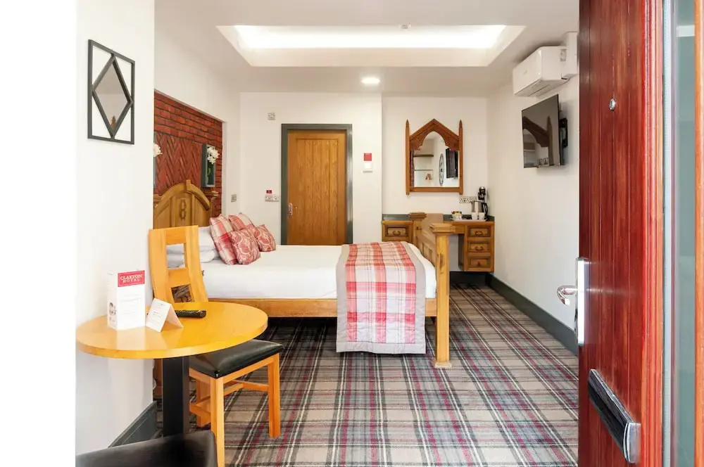 Superior Double Basement room (full double bed)