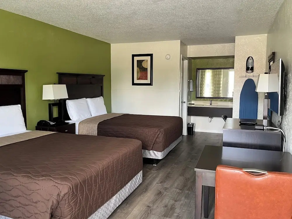 Standard Double room (full double bed)
