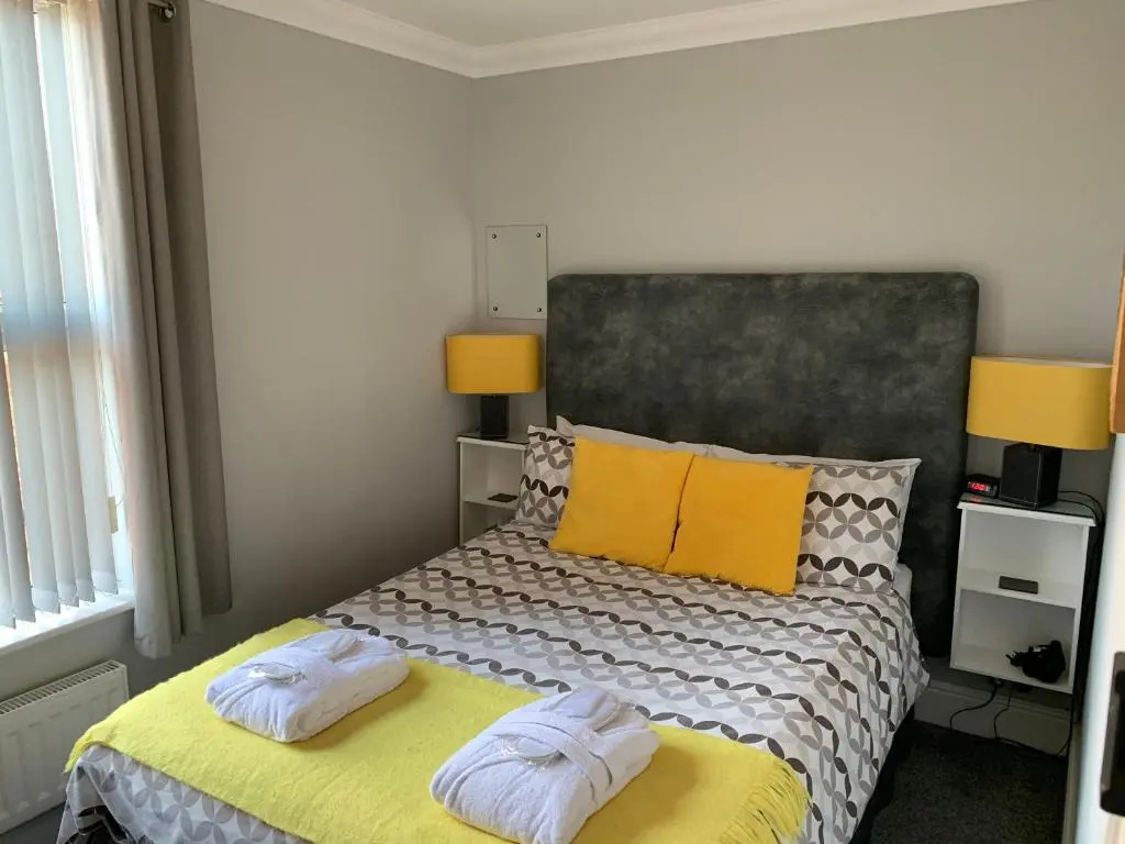 Standard Double room (full double bed)