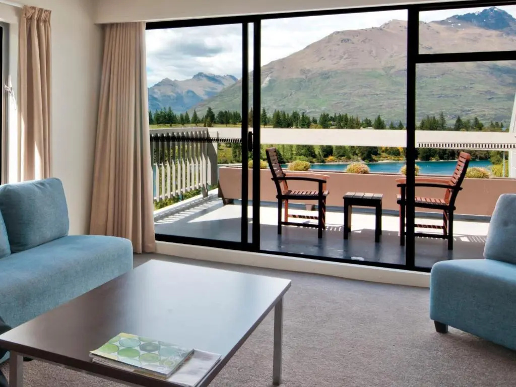Balcony & Terrace