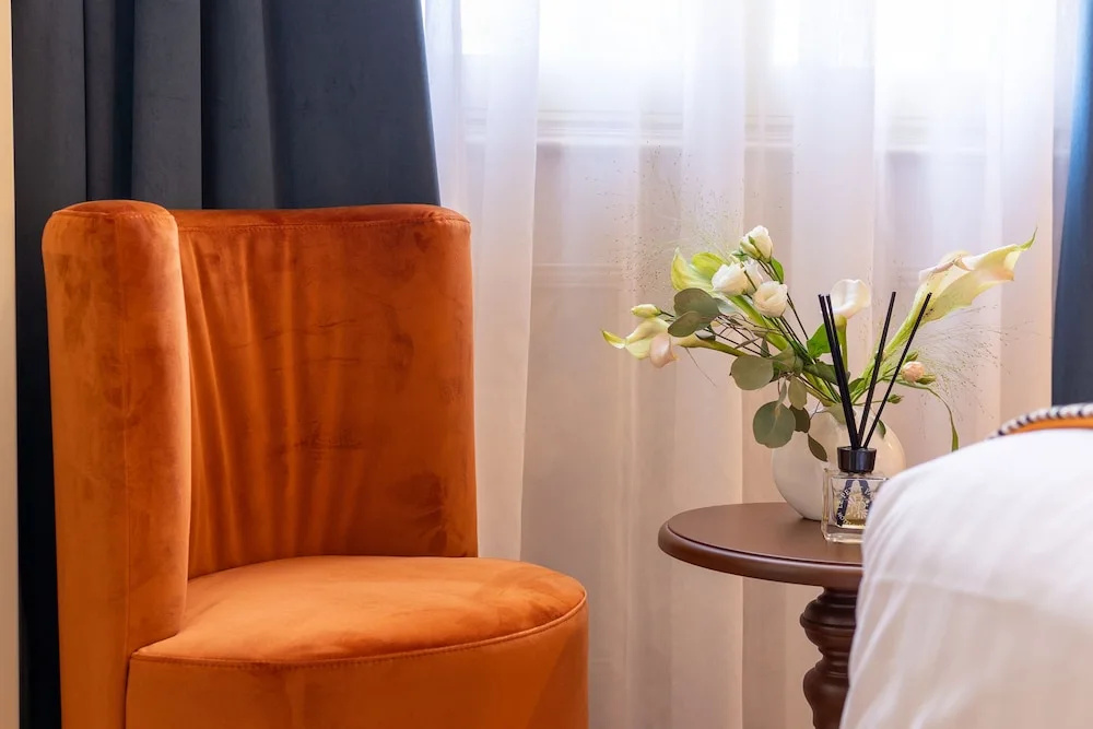 Classic Double room (full double bed)