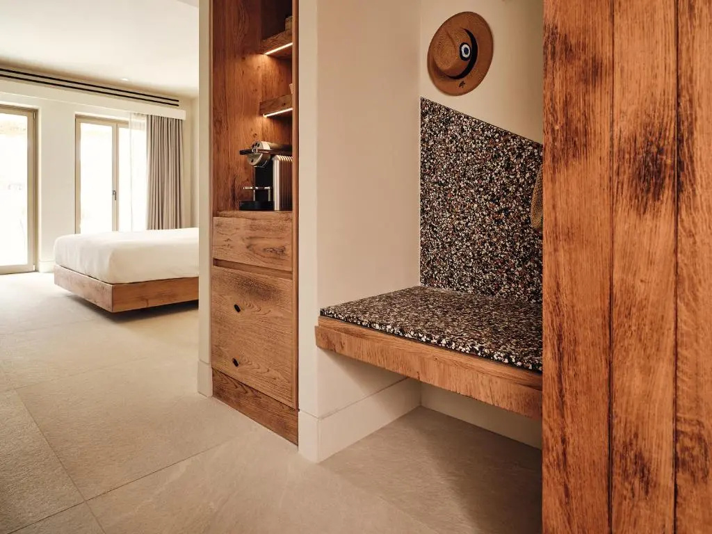 Superior Double room (full double bed)