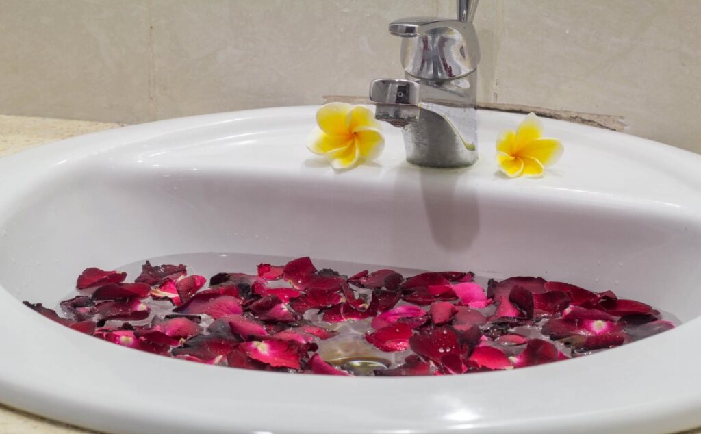 Fourteen Roses Beach Hotel