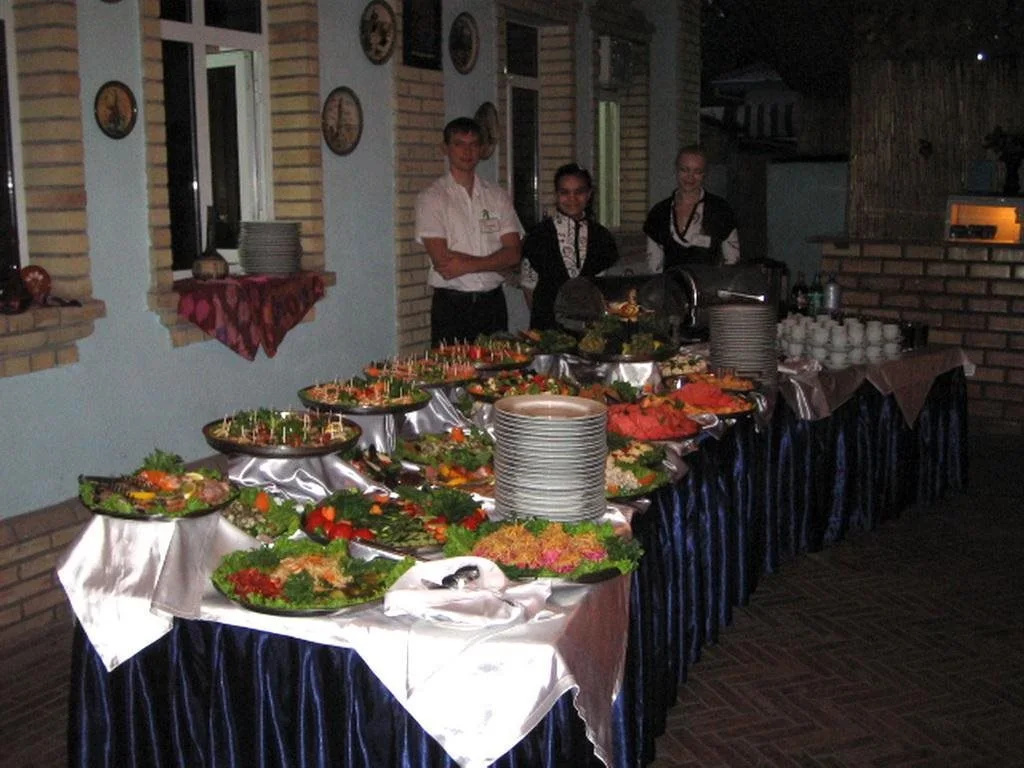 Food & Beverage