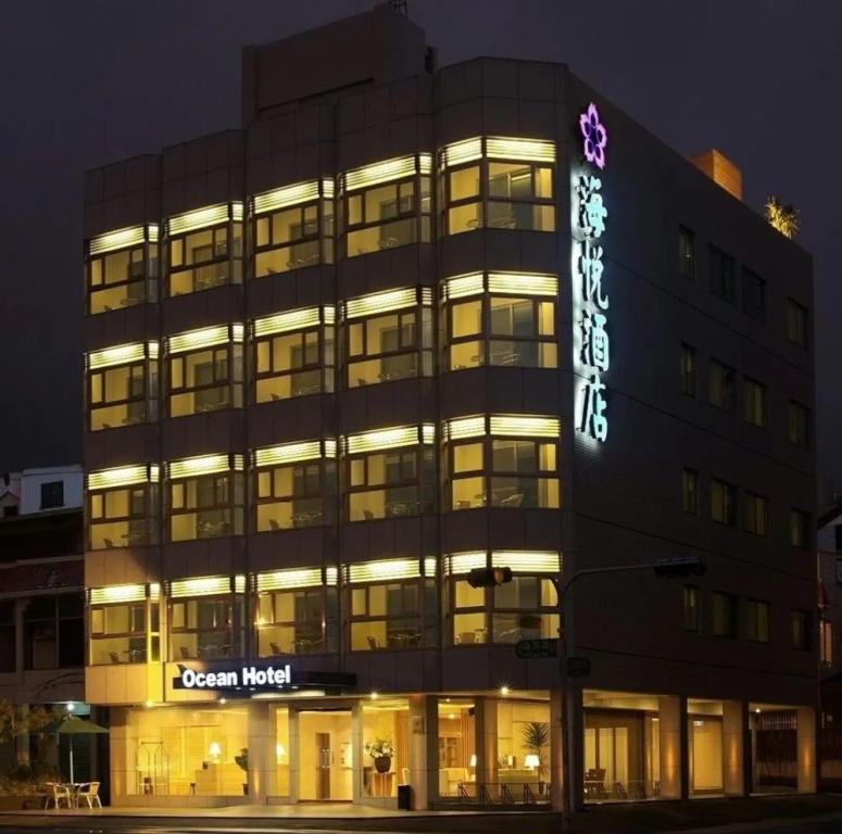 Ocean Hotel