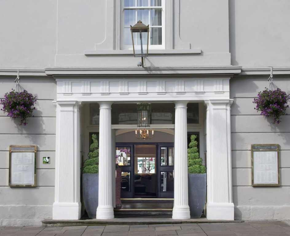 The Angel Hotel Abergavenny