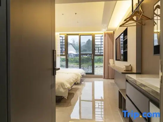 Standard Double room with mountain view (twin beds)