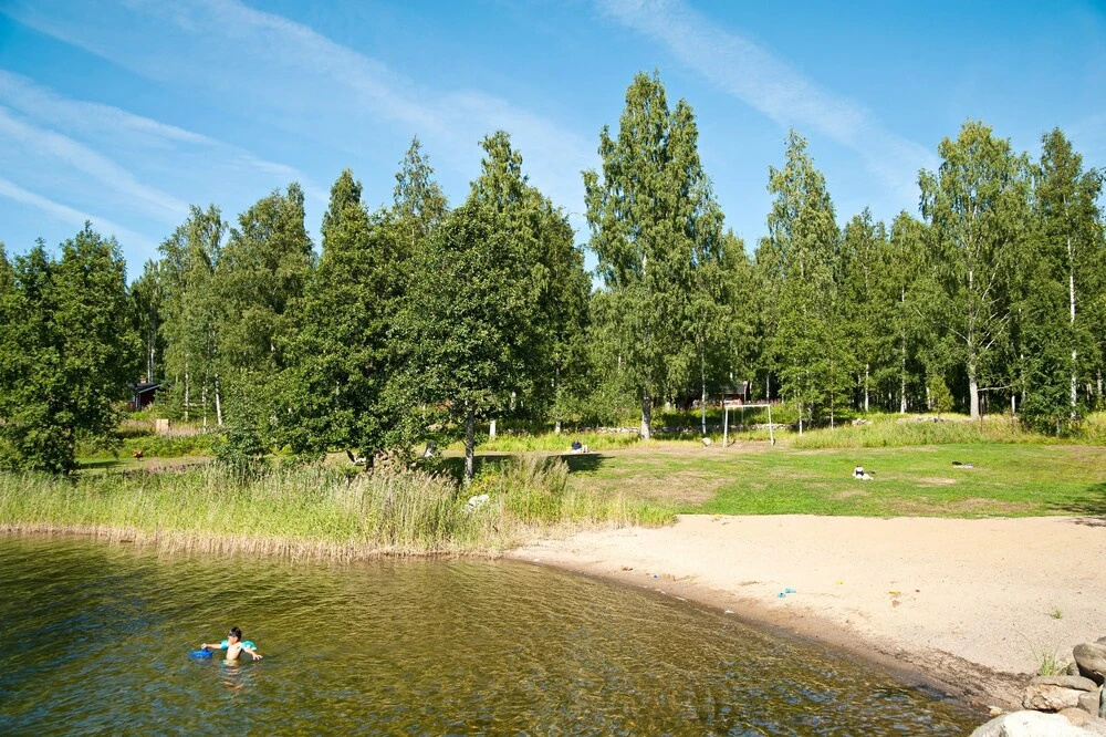 Beach & Waterfront