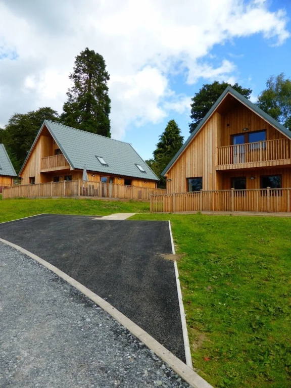 Lord Galloway 33, Newton Stewart