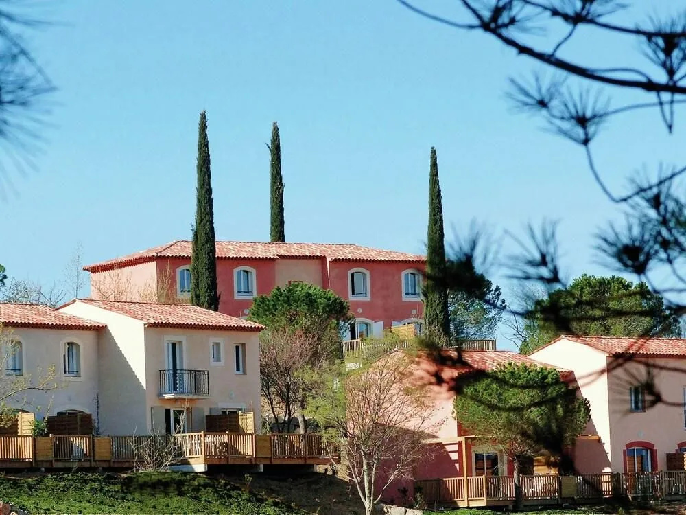 Modern Holiday Home With Dishwasher in the Ardèche Region