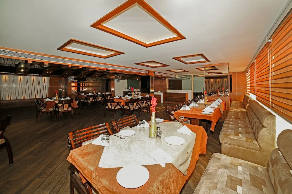 Food & Beverage
