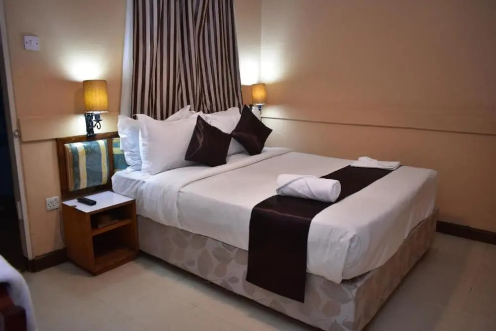 Impala Hotel - Chambres