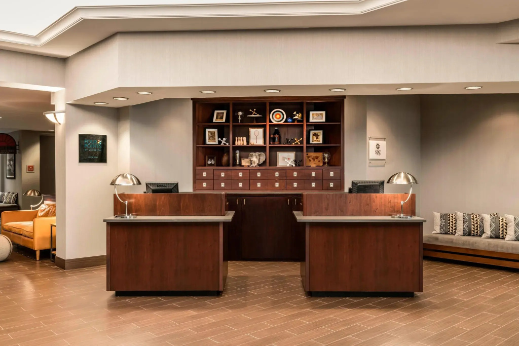 Four Points by Sheraton Boston Logan Airport Revere - Général