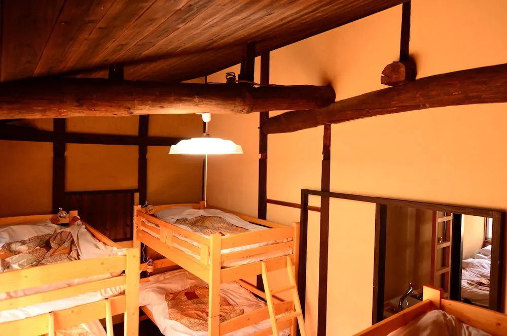 Standard Sextuple room