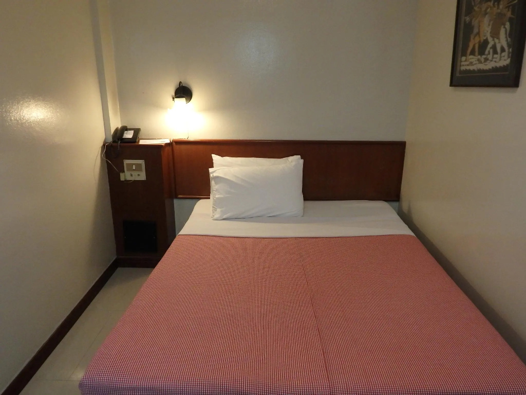 Sakol Hotel - Chambres