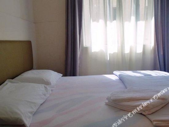 Kk Crystal Hotel