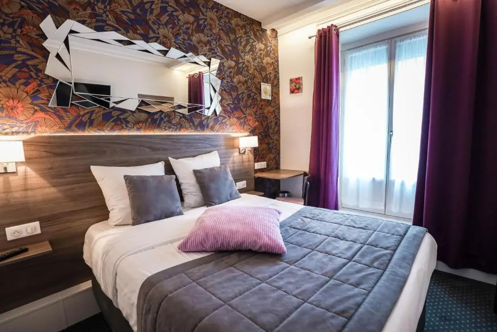 Standard Double room (full double bed)