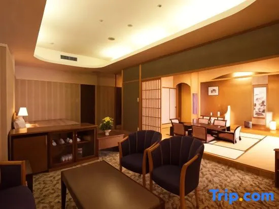 Suite with mountain view