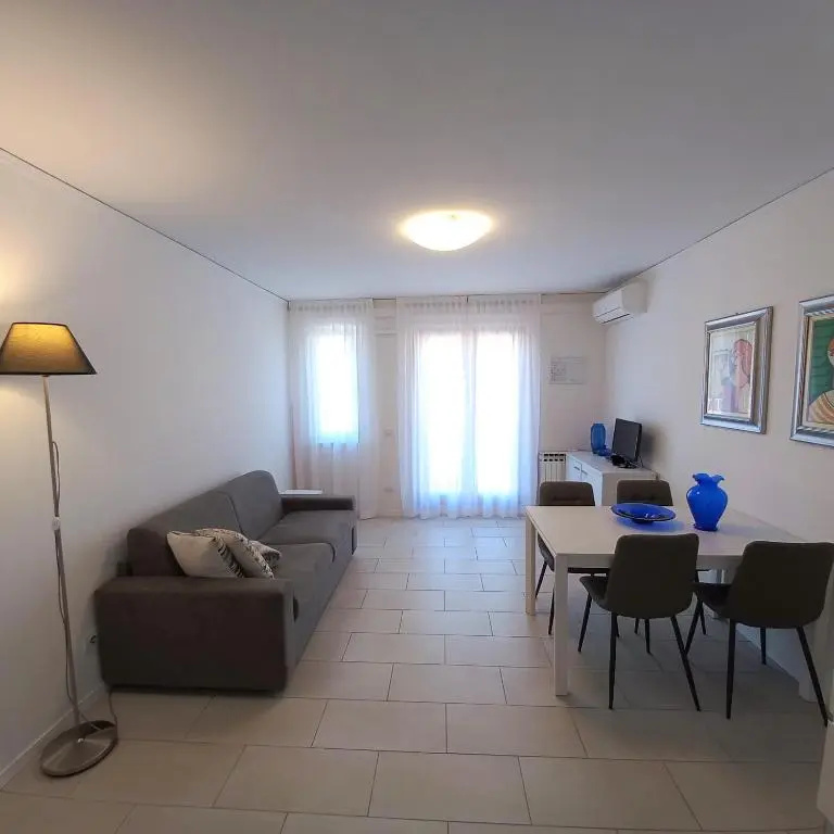 Apartment with pool view