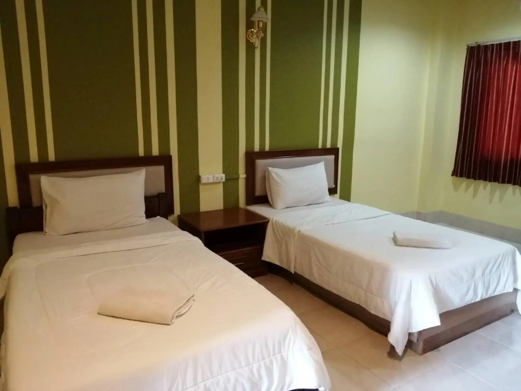 Standard Double room (twin beds)