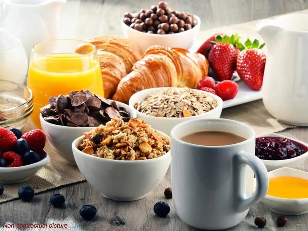 Food & Beverage