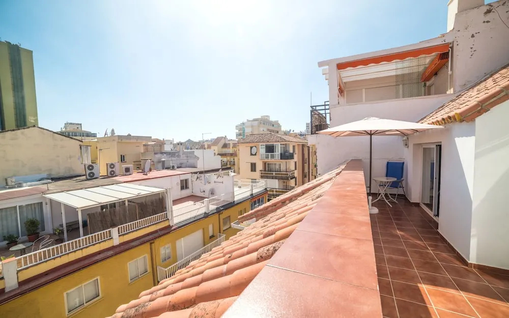 Calle Elcano | 4 Pax | Second Line | 1447-AW