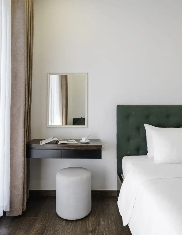 Deluxe Double room with balcony (full double bed)