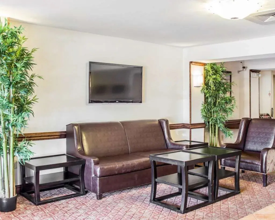 Comfort Inn