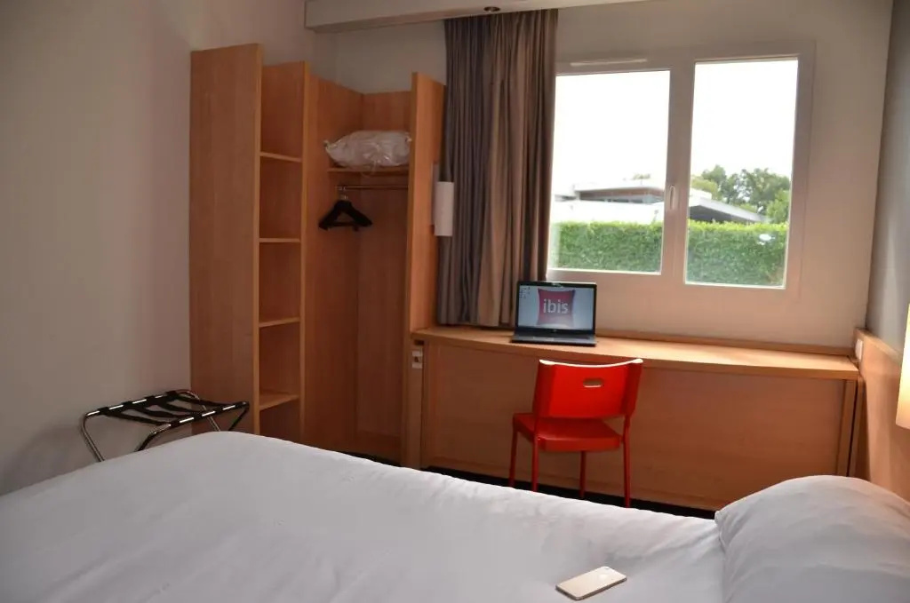 ibis Issoire - Chambres