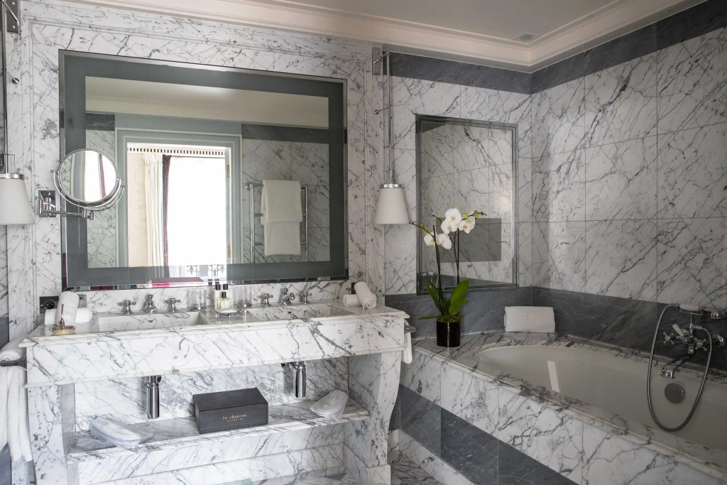 Prestige Junior Suite