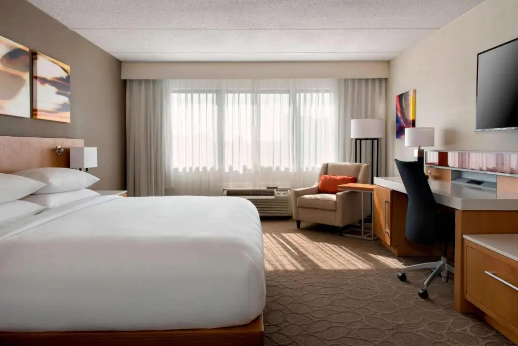 Delta Hotels by Marriott Utica - Chambres